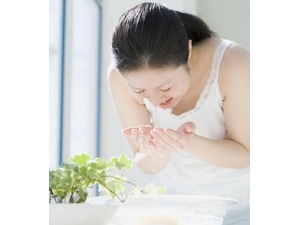 ��ôȥ���� 8������Ԥ�����������仯��