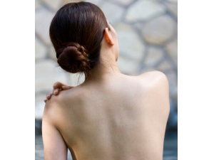 �������� Ů�������������2����λ