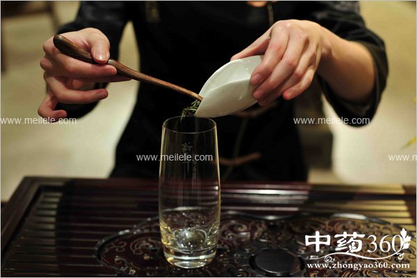 zhuyeqingdegongxiaoyuzuoyong