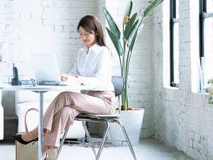 ͦ�ε��鷿��Ů������ڹ�ͣ�Ҳ���ִ������һ��׷��