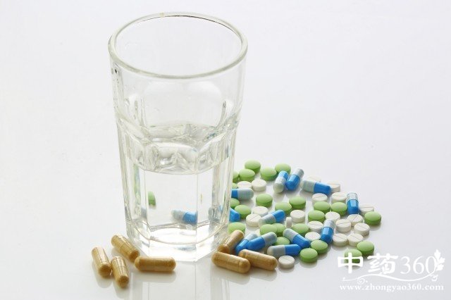 这些药千万不能混在一起吃,会要命!