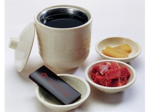 ��Ʒ��ѹ����������� С�Ĳ�����