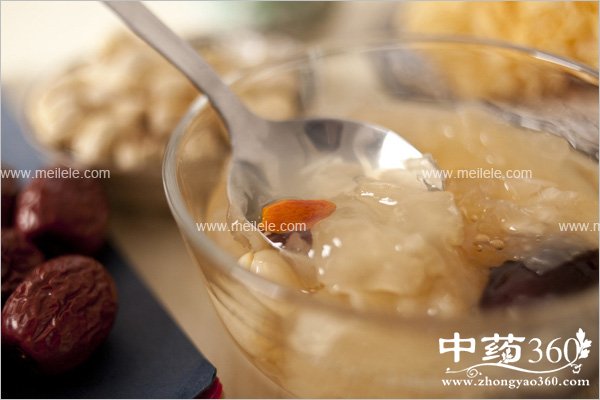 yinerdegongxiaoyuzuoyong