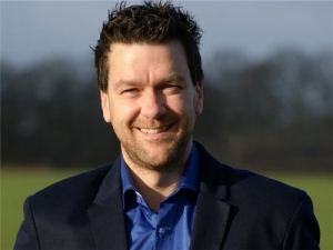 ޽������ˮ���ܺ�ʲôһ��� ޽������ˮ�Ľ���