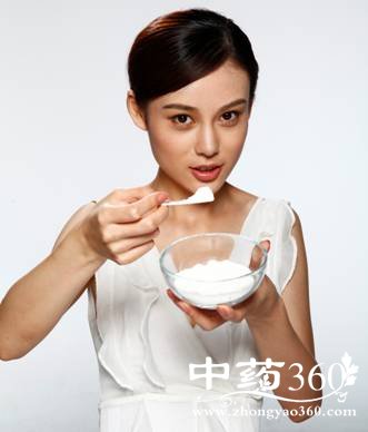 美白误区 小心美白不成反伤肌肤