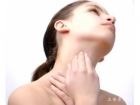 年纪轻轻就有颈纹怎么办?