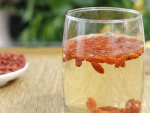 ���������ˮ����Щ������Ӧ