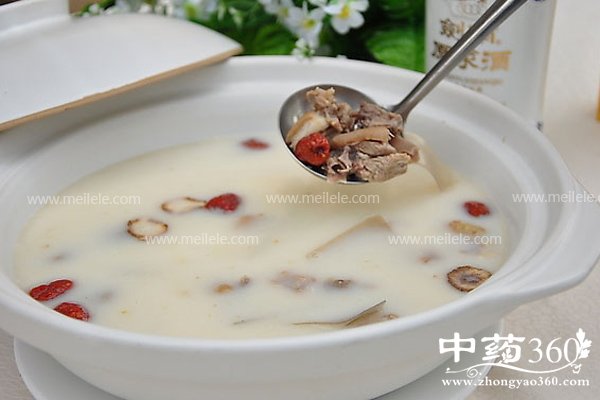 pinxuechishenmeshiwu