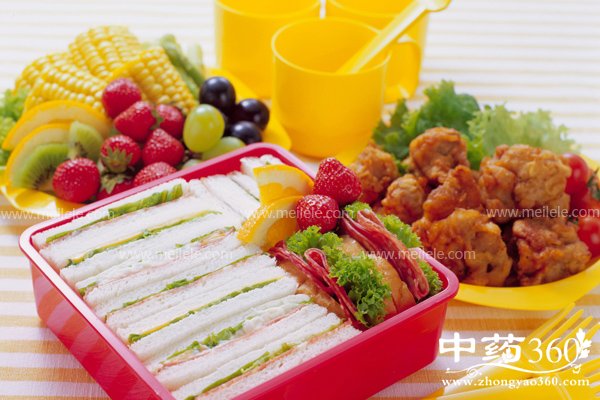 pinxuechishenmeshiwu