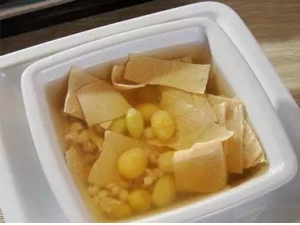 �����ں�ʲô��� ��ô�����ȹ���������