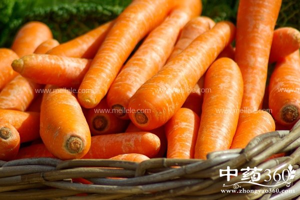 huluobodegongxiaoyuzuoyong 