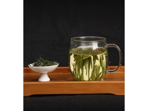 ����ҹ��ʲô�� ���ˮ���嵭Ϊ��