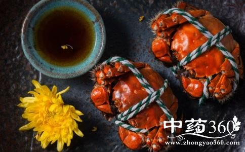 如何蒸螃蟹 吃螃蟹有什么好处 怎么吃螃蟹好