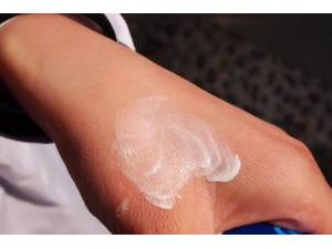 夏季晒不黑的小技巧