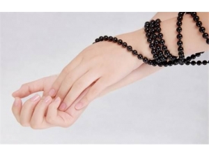 ָ�ײ�ƽ�а�͹��ʲôԭ�� ����������ָ�װ�͹��ƽ