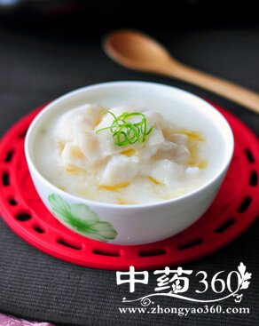 多宝鱼的做法,白芷多宝鱼汤调养气血