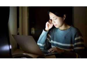 ҹè����γԳ���ɫ��