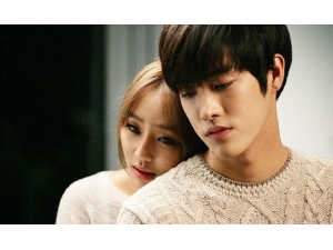 �������������һ�۱�����봦Ů