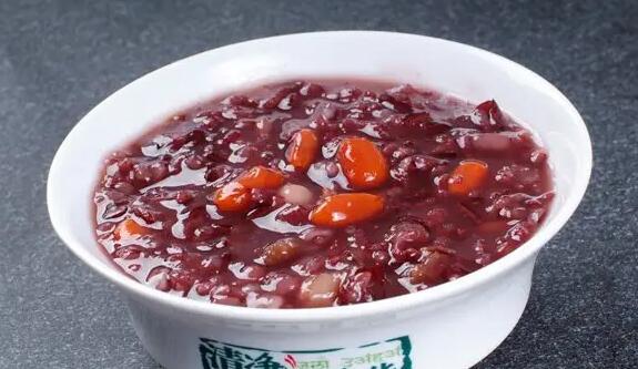 ����û��������ƣ��ʲôԭ��Ů�˳�ʲô����Ѫ��